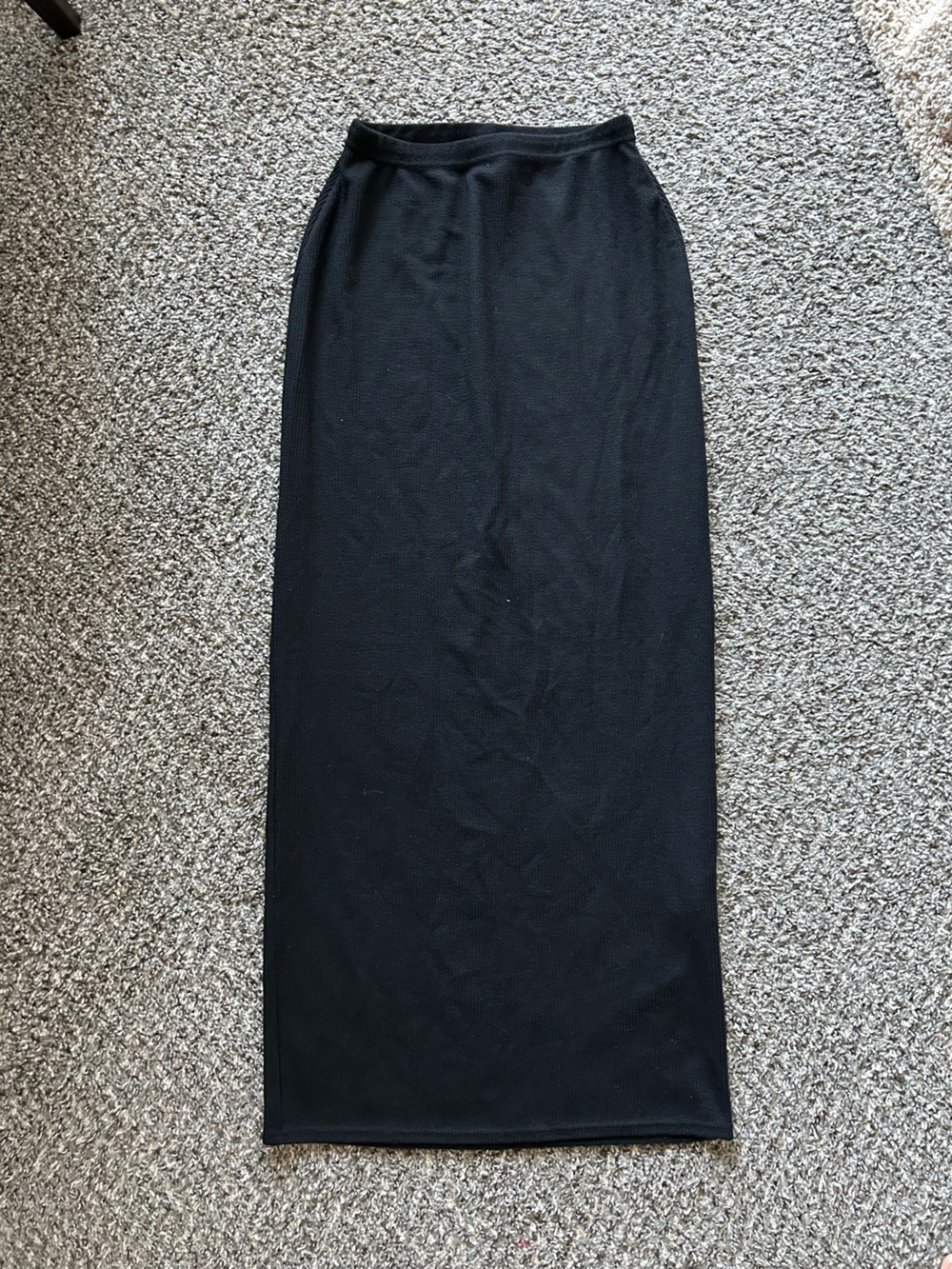 Ribbed maxi skirt